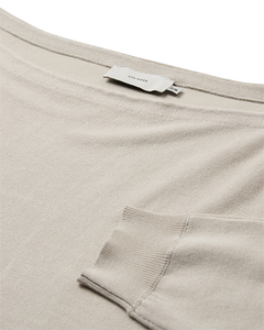CMVERAN – OFF-SHOULDER PULLOVER IN BEIGE