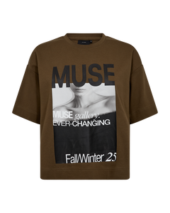 CMMUSE - OVERSIZED T-SHIRT MIT PRINT IN GRÜN