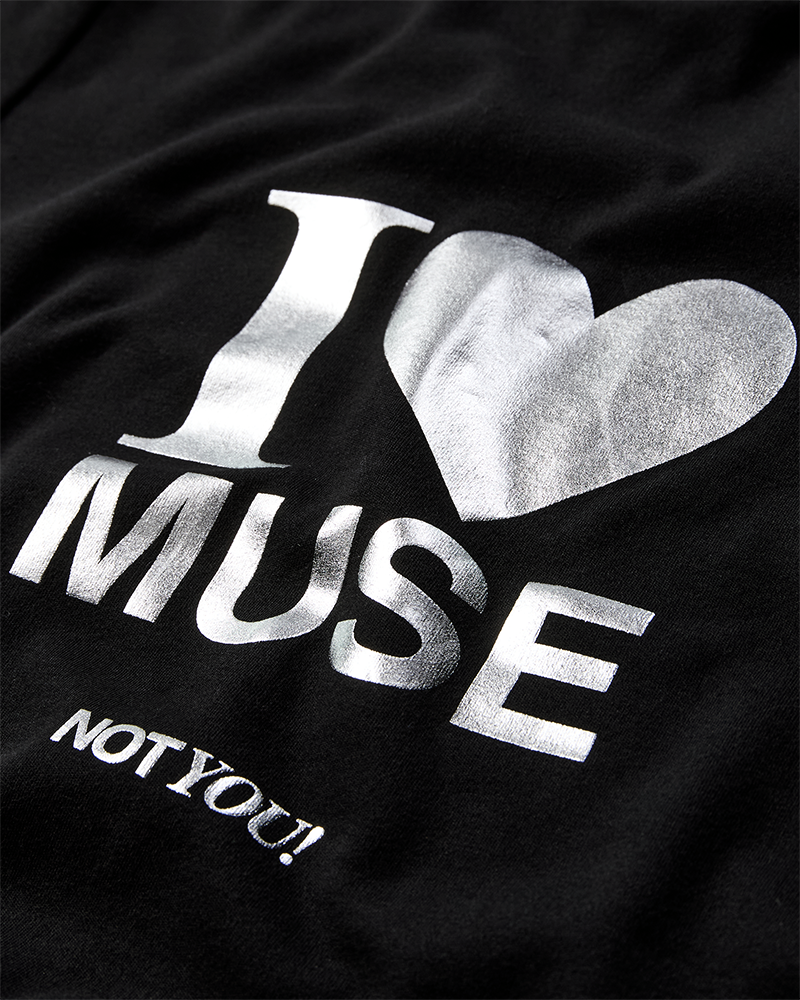 CMMUSE - T-SHIRT IN SCHWARZ