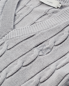 CMKOTOM – ZOPFSTRICKPULLOVER IN GRAU