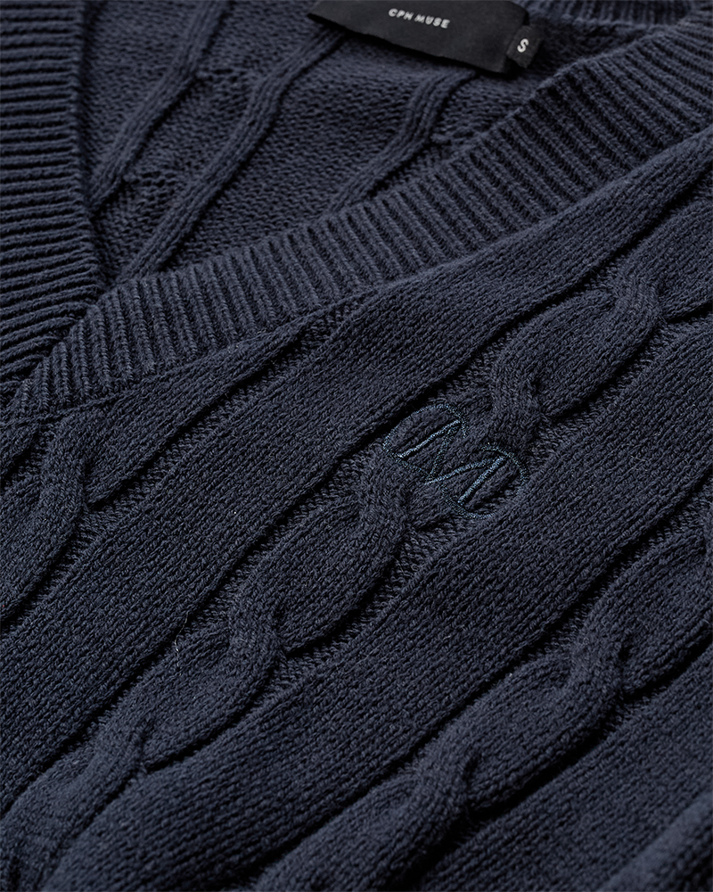CMKOTOM – ZOPFSTRICKPULLOVER IN BLAU