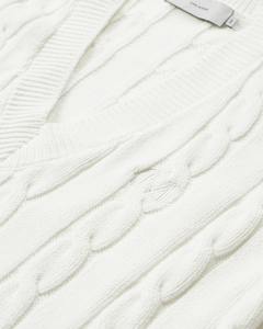 CMKOTOM – ZOPFSTRICKPULLOVER IN WOLLWEISS